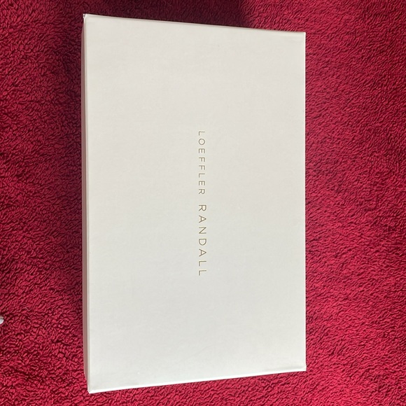 Loeffler Randall “Shay” style - Picture 7 of 7